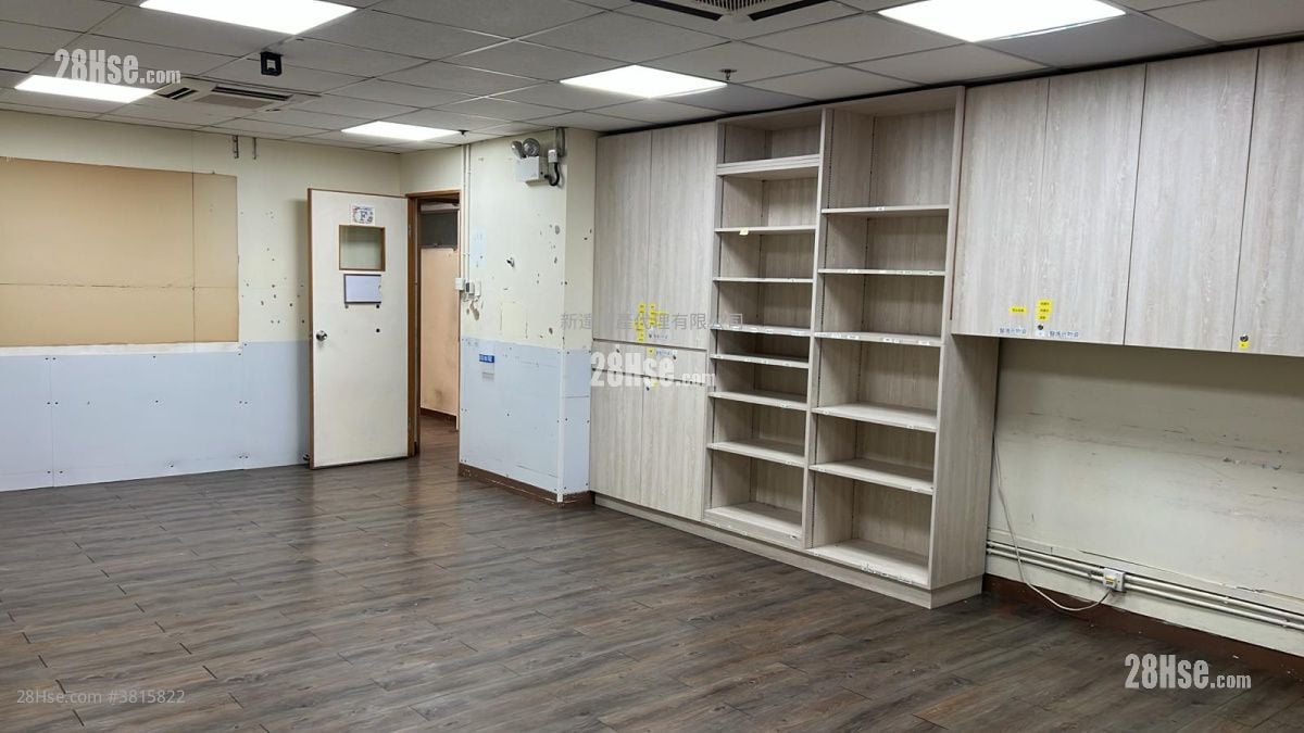 元朗市中心 租盘 5+ 房 , 3 厕所 4,000 平方尺