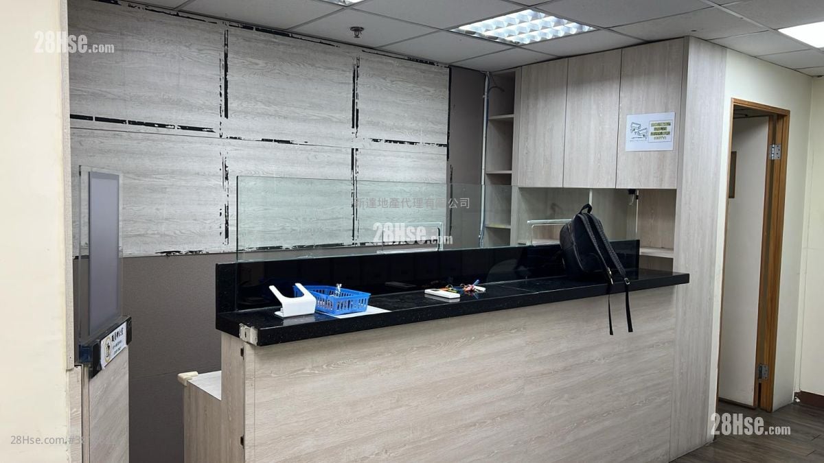 元朗市中心 租盘 5+ 房 , 3 厕所 4,000 平方尺