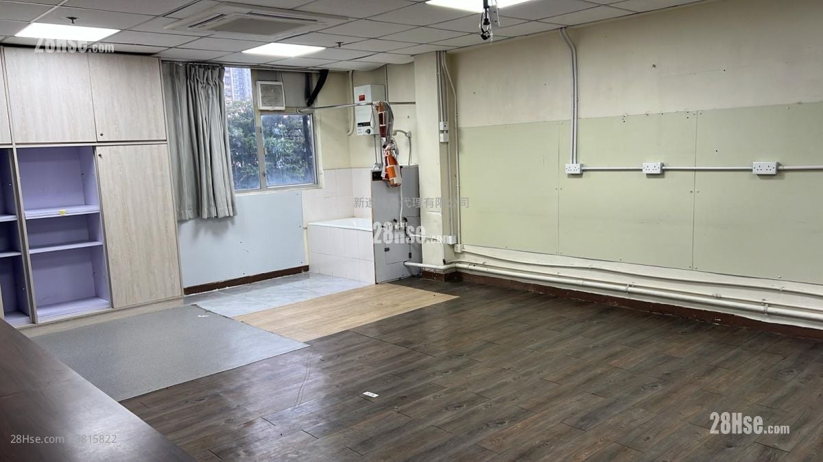 元朗市中心 租盘 5+ 房 , 3 厕所 4,000 平方尺