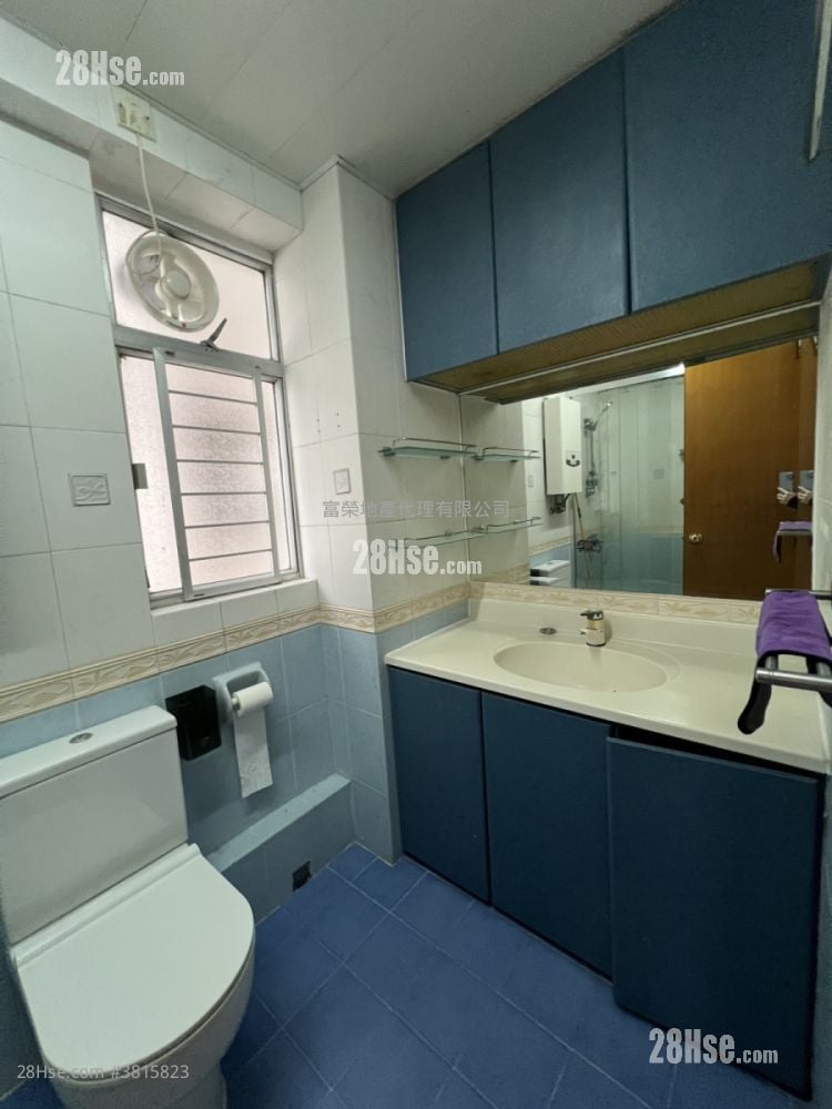 Whampoa Garden Rental 3 Bedrooms , 1 Bathroom 639 ft²