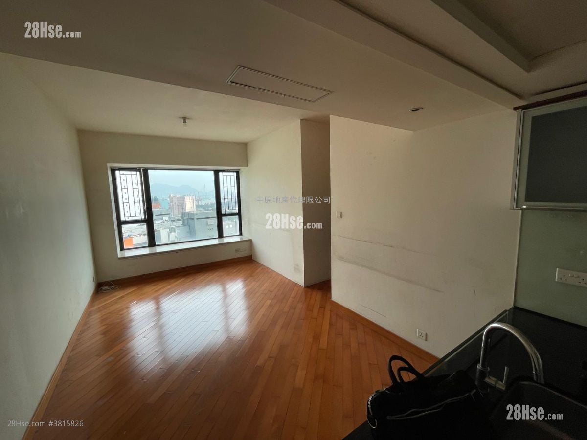Chelsea Court Rental 2 Bedrooms , 1 Bathroom 469 ft²