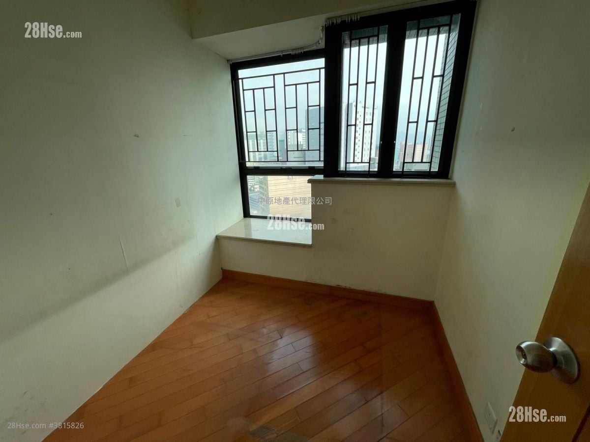 Chelsea Court Rental 2 Bedrooms , 1 Bathroom 469 ft²