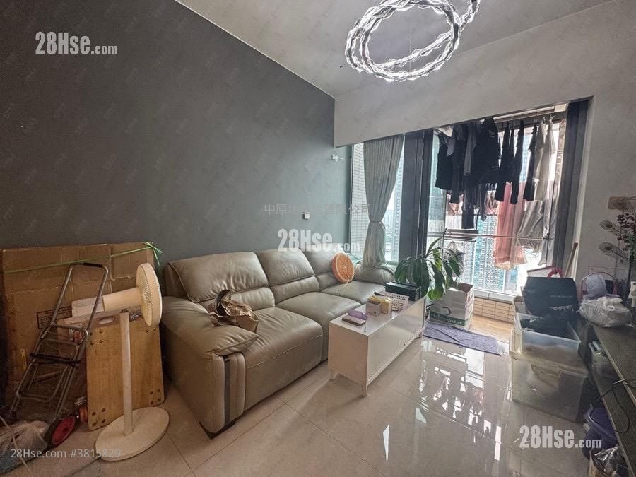 Aurora Sell 3 Bedrooms , 2 Bathrooms 644 ft²