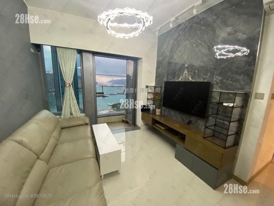 Aurora Sell 3 Bedrooms , 2 Bathrooms 644 ft²