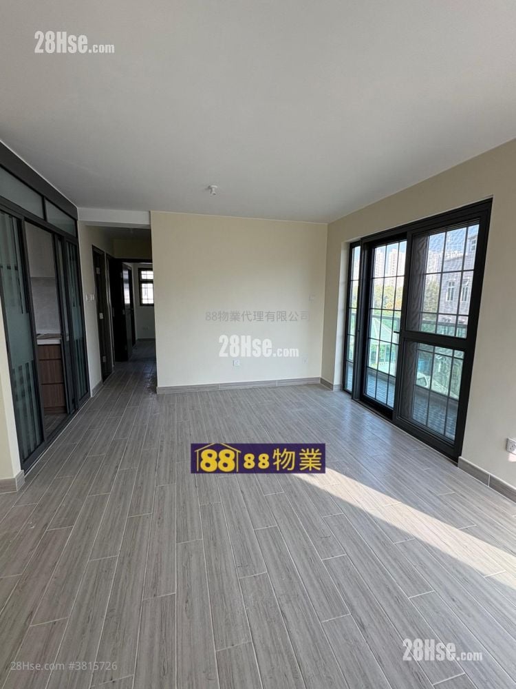 粉岭村屋 租盘 3 房 , 2 浴室 700 平方尺