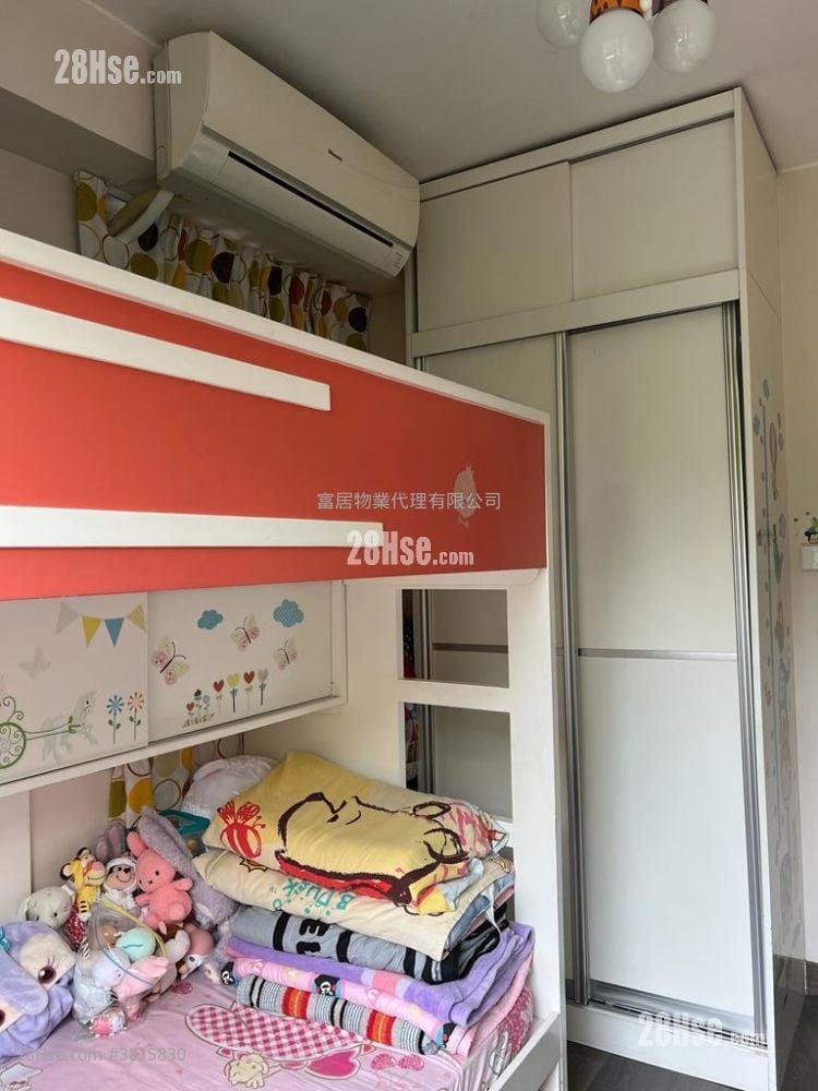 Hong Kong Garden Sell 2 Bedrooms , 1 Bathroom 536 ft²