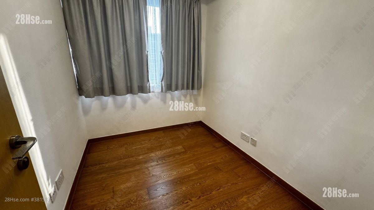 The Papillons Sell 3 Bedrooms , 2 Bathrooms 773 ft²