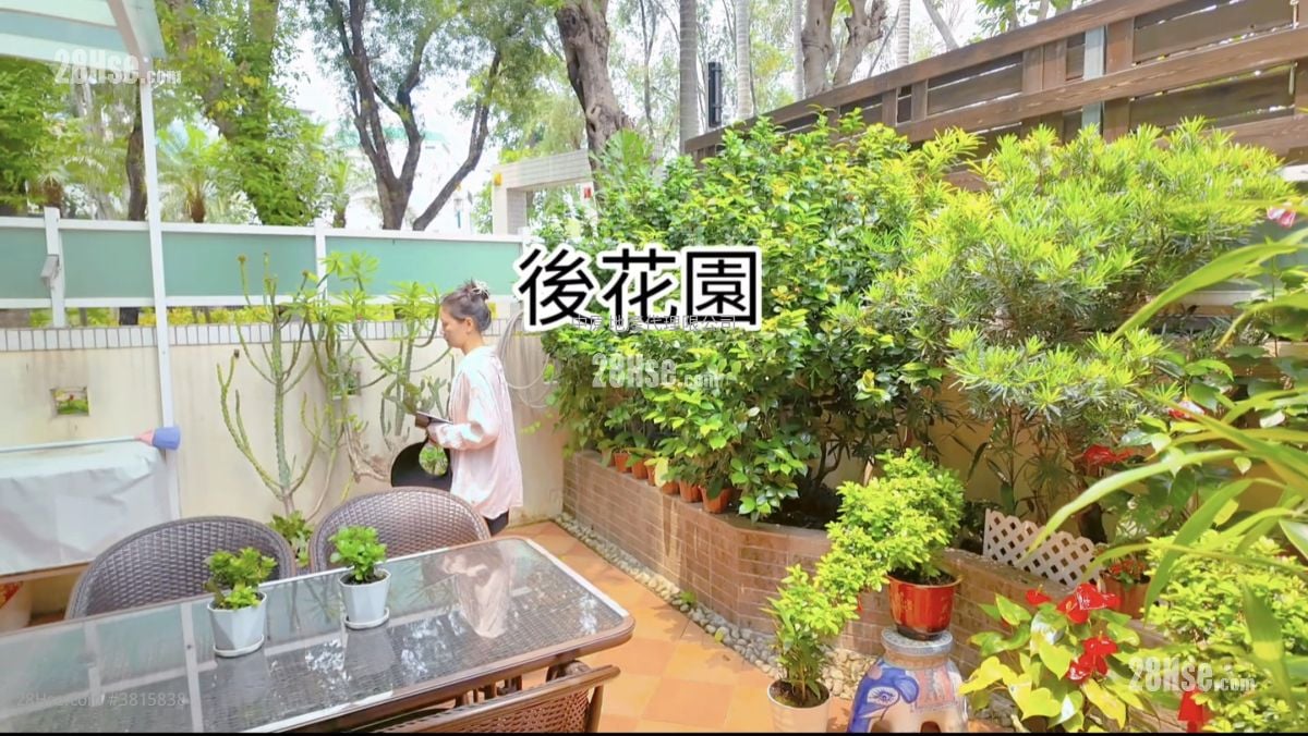 Royal Palms Sell 4 Bedrooms