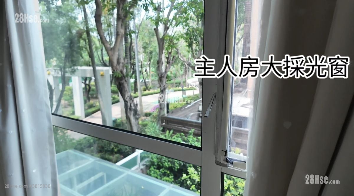 Royal Palms Sell 4 Bedrooms