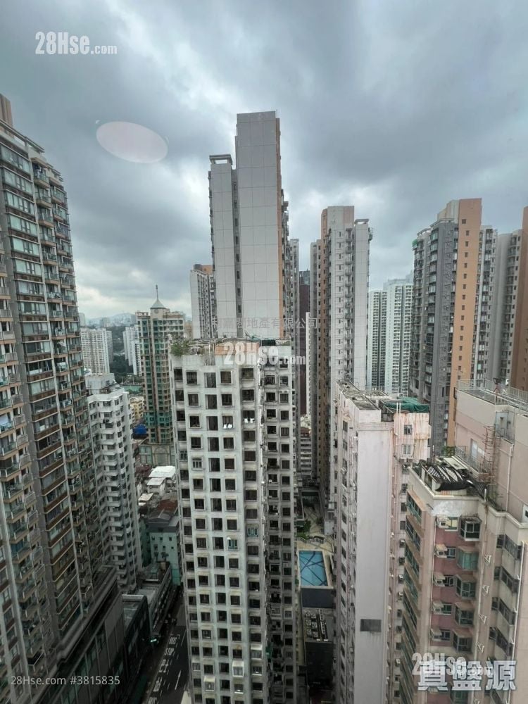 富華廣場 售盤 2 房 , 1 浴室 339 平方呎