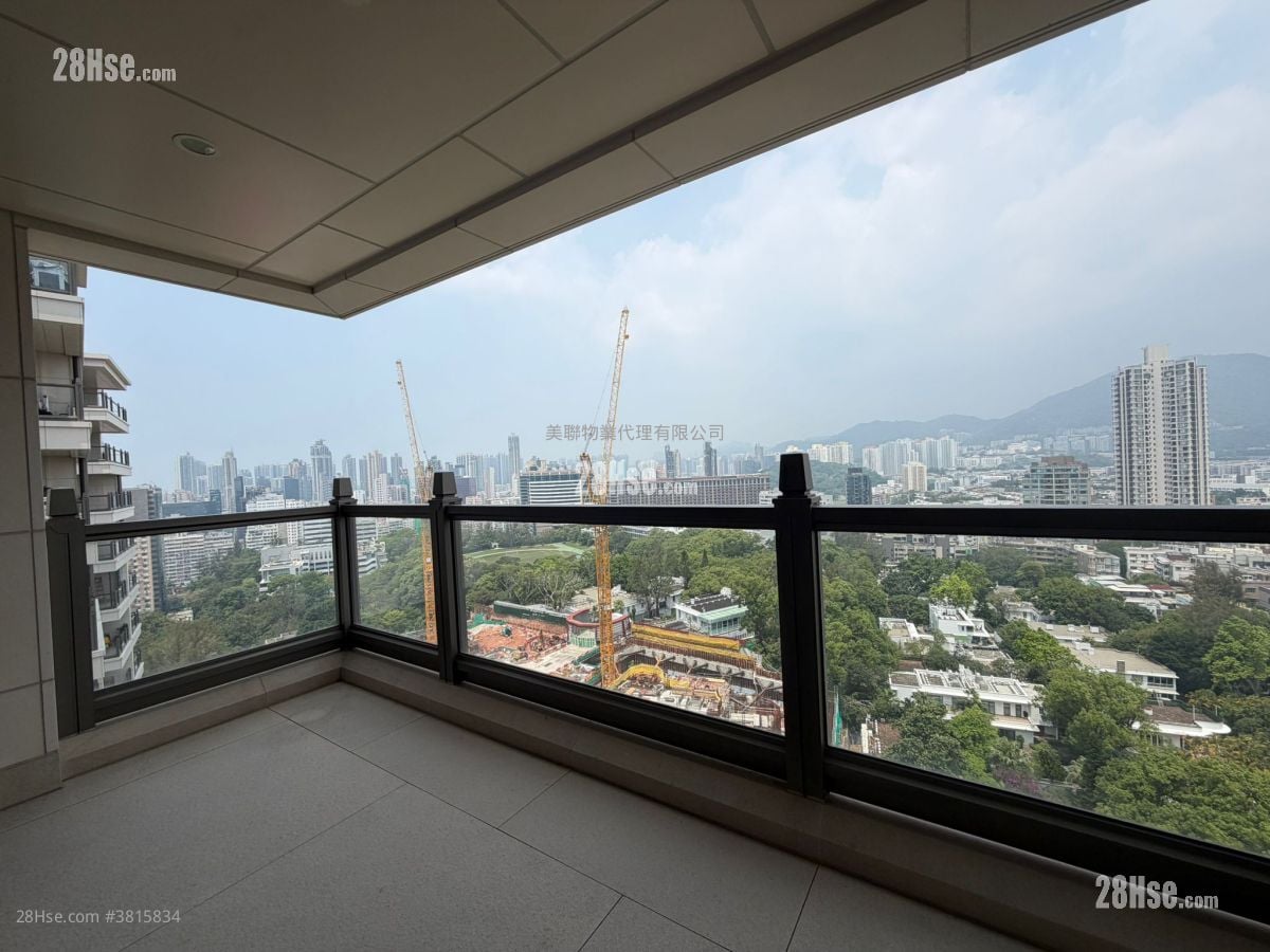 St. George's Mansions Rental 3 Bedrooms , 3 Bathrooms 1,842 ft²