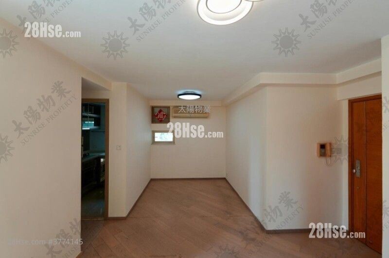 Harbour Place Sell 3 Bedrooms 591 ft²