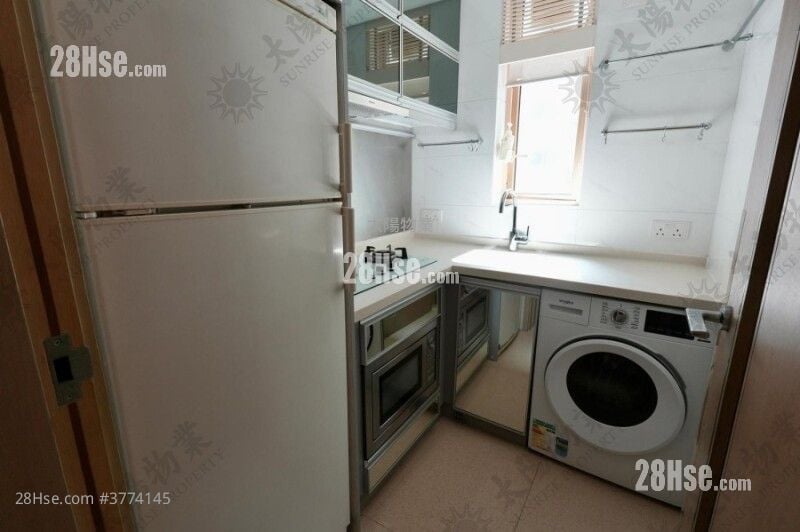 Harbour Place Sell 3 Bedrooms 591 ft²