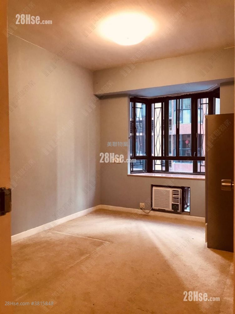 Beverly Villas Rental 1,211 ft²