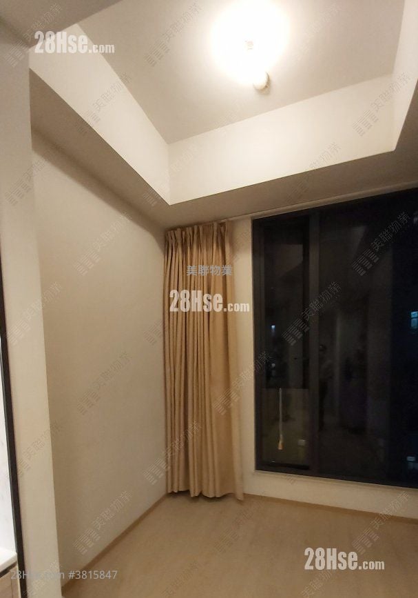 丰寓 租盘 1 房 , 1 浴室 245 平方尺