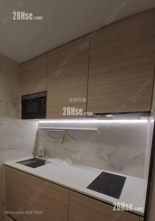 丰寓 租盘 1 房 , 1 浴室 245 平方尺