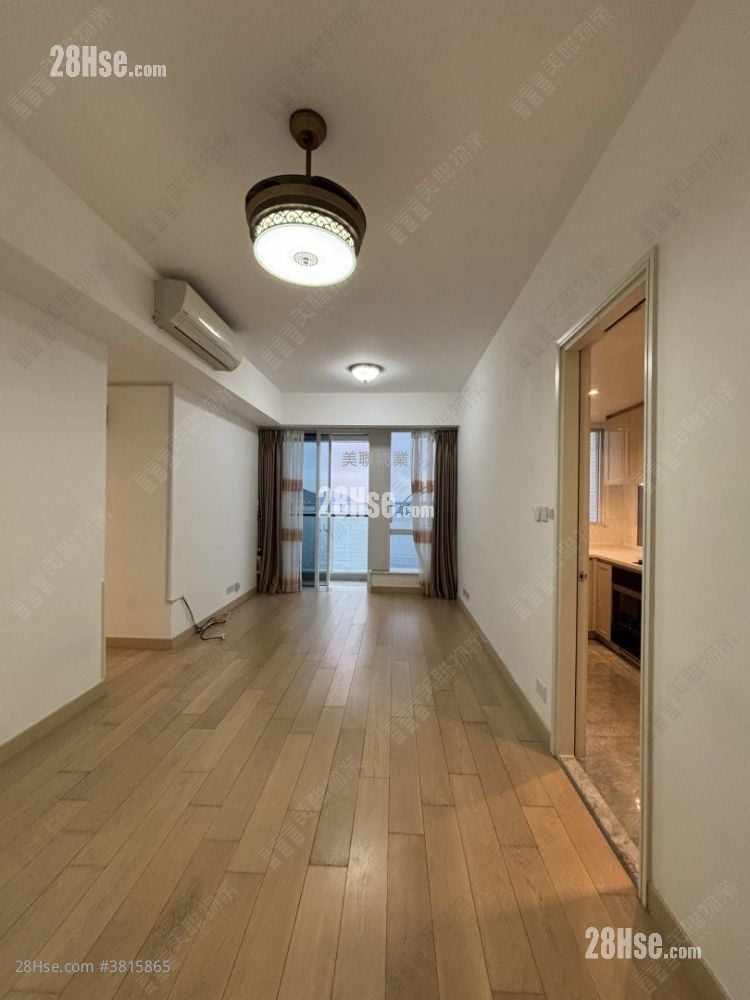 Monterey Rental 789 ft²