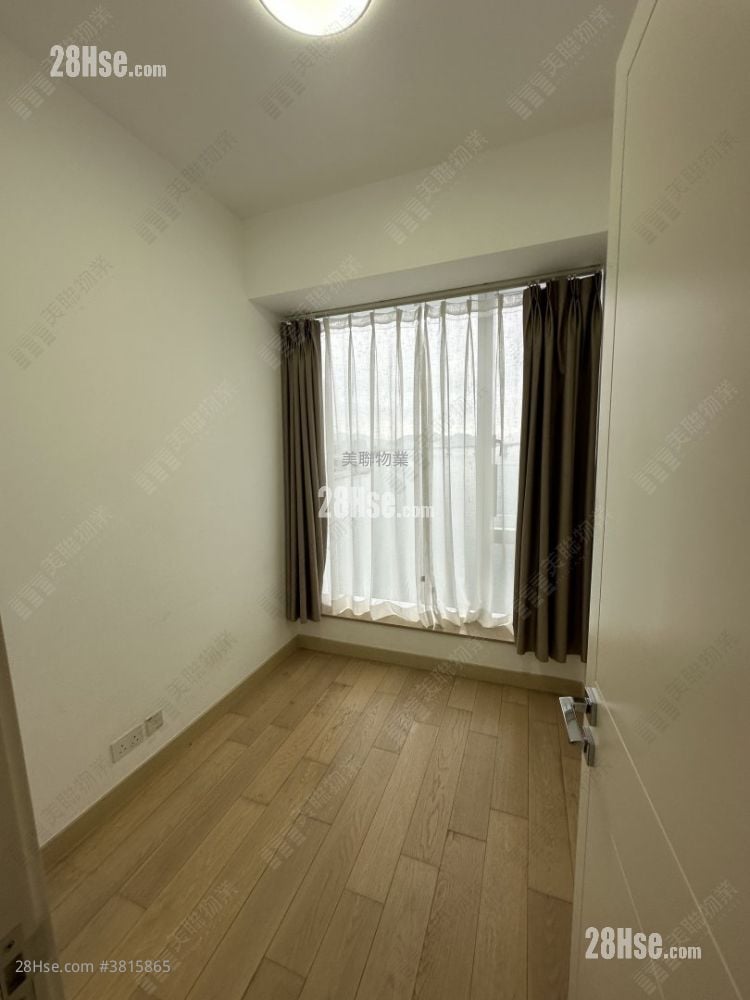 Monterey Rental 789 ft²