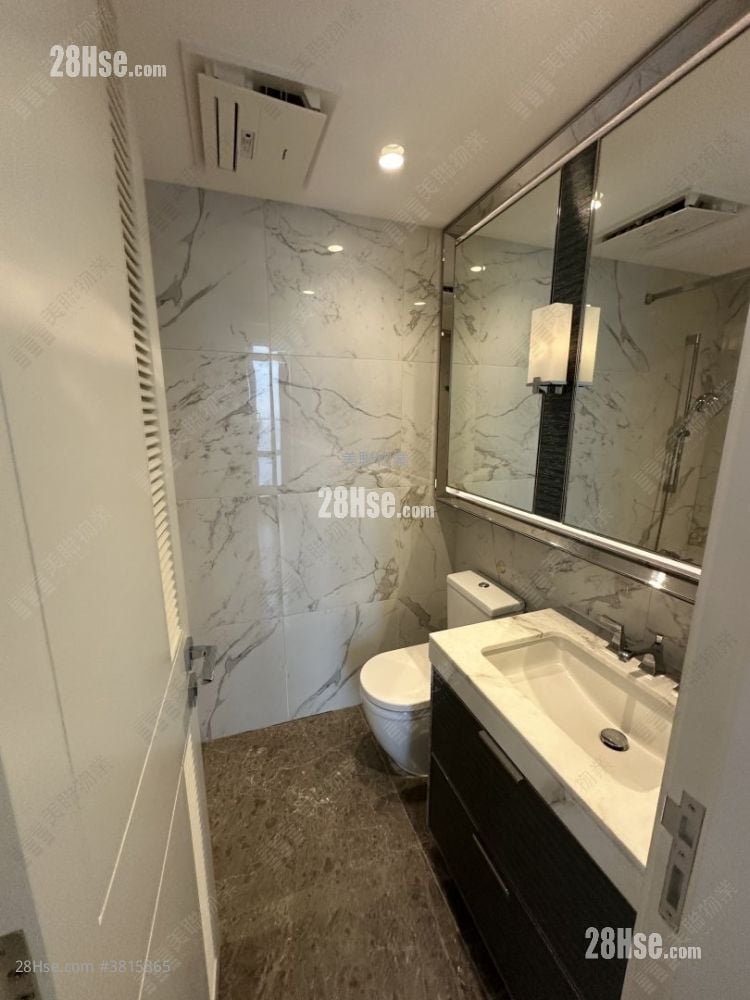 Monterey Rental 789 ft²