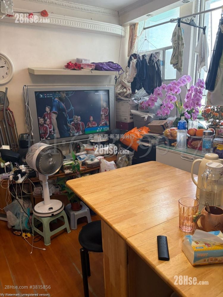 宏景花園 售盤 3 房 , 2 浴室