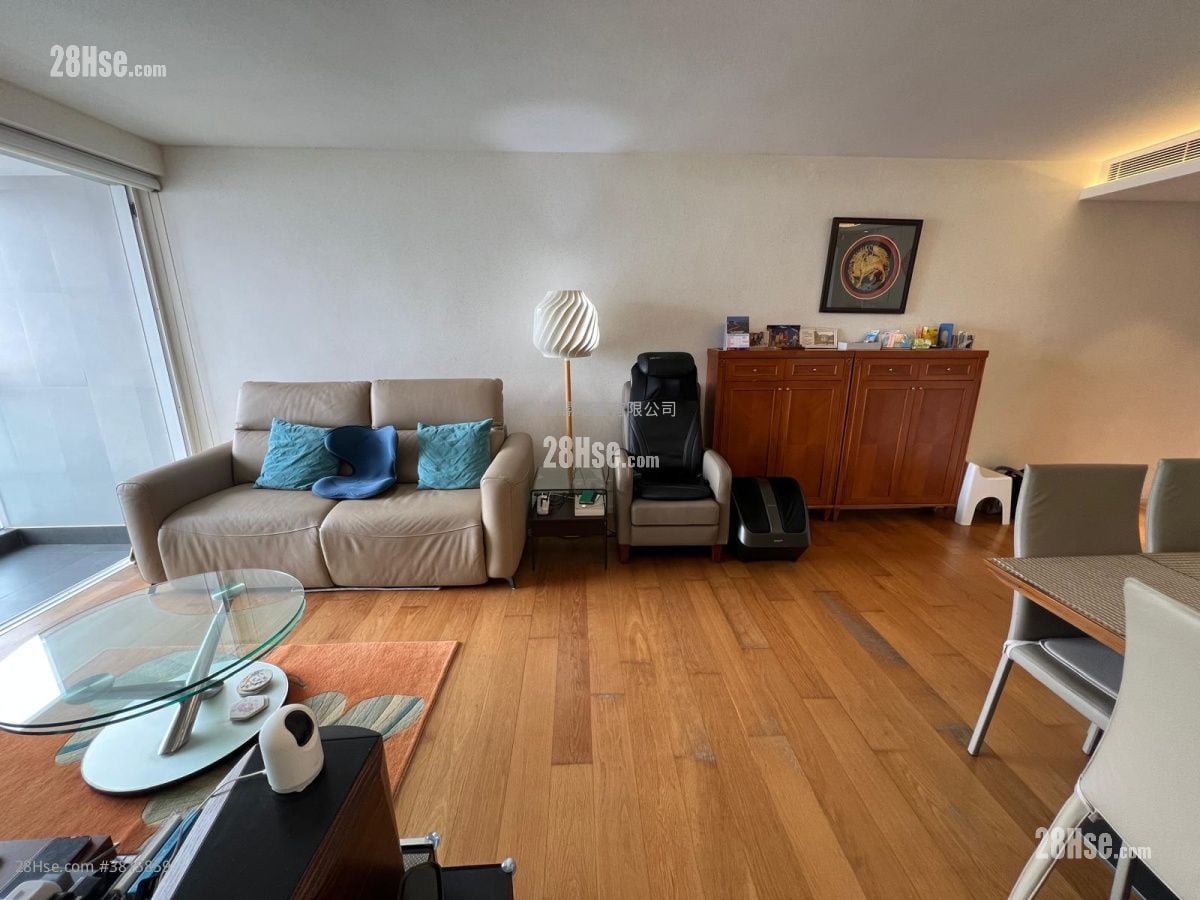 鯉景灣 售盤 3 房 , 2 浴室 797 平方呎