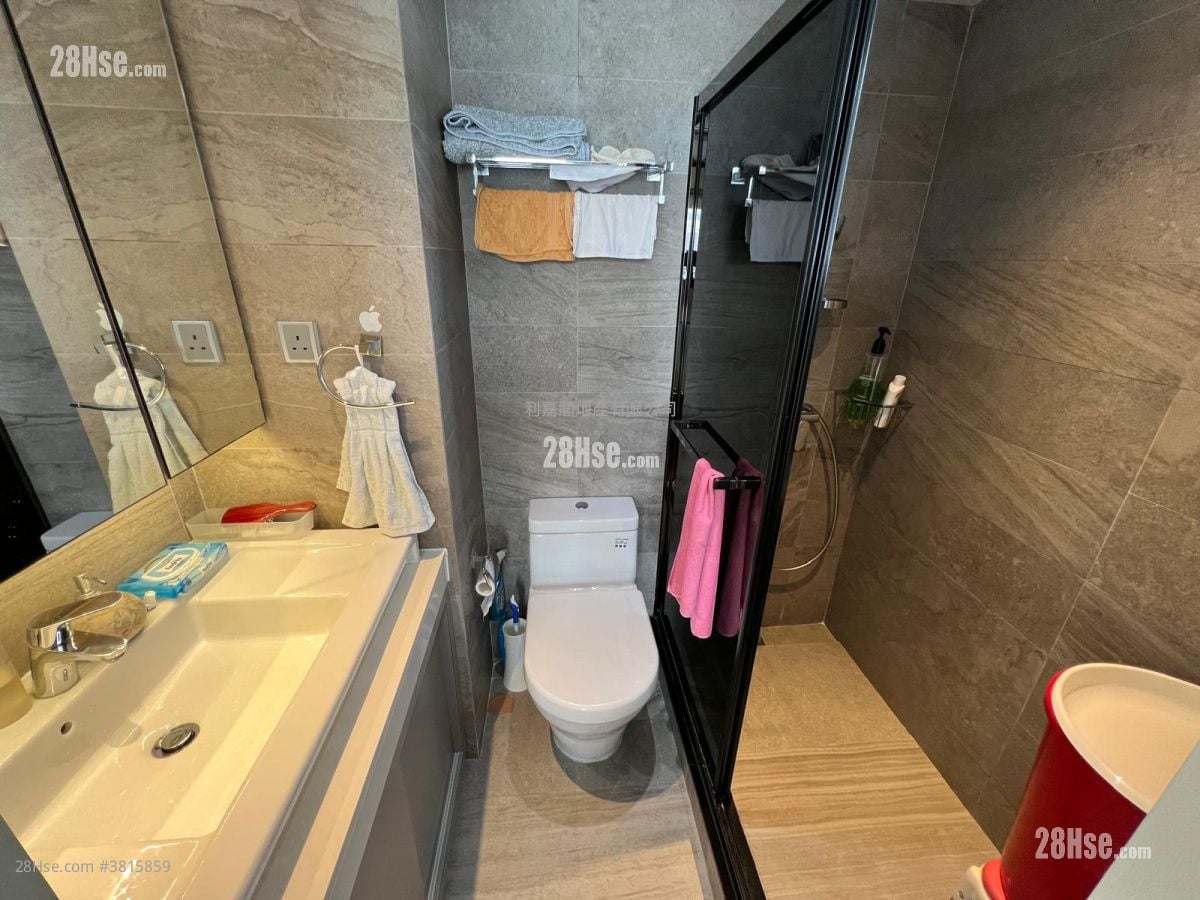 鯉景灣 售盤 3 房 , 2 浴室 797 平方呎