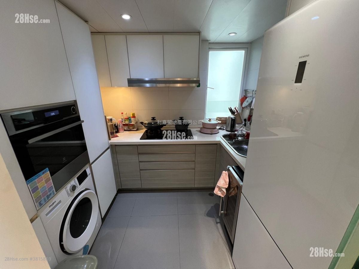 鯉景灣 售盤 3 房 , 2 浴室 797 平方呎