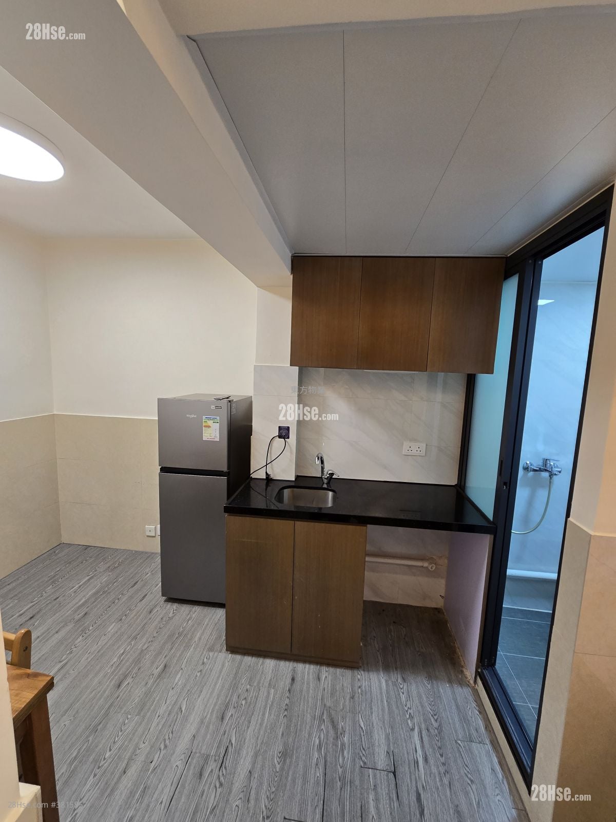 美輪大廈 租盤 開放式間隔 , 1 浴室 158 平方呎