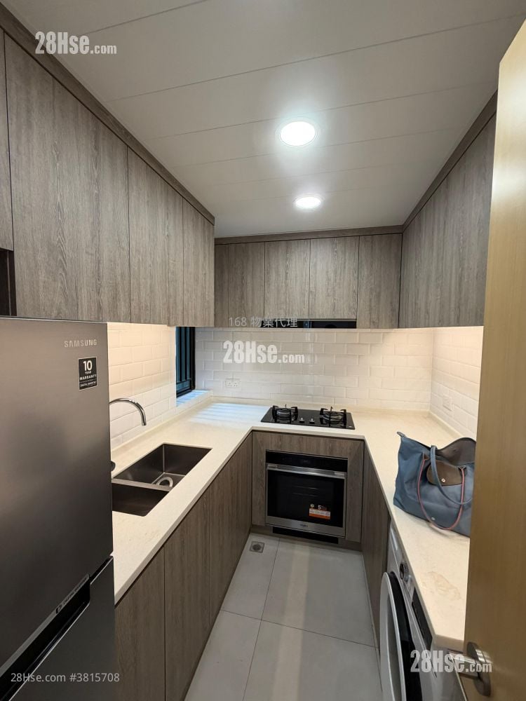 殷樺花園 租盤 797 平方呎