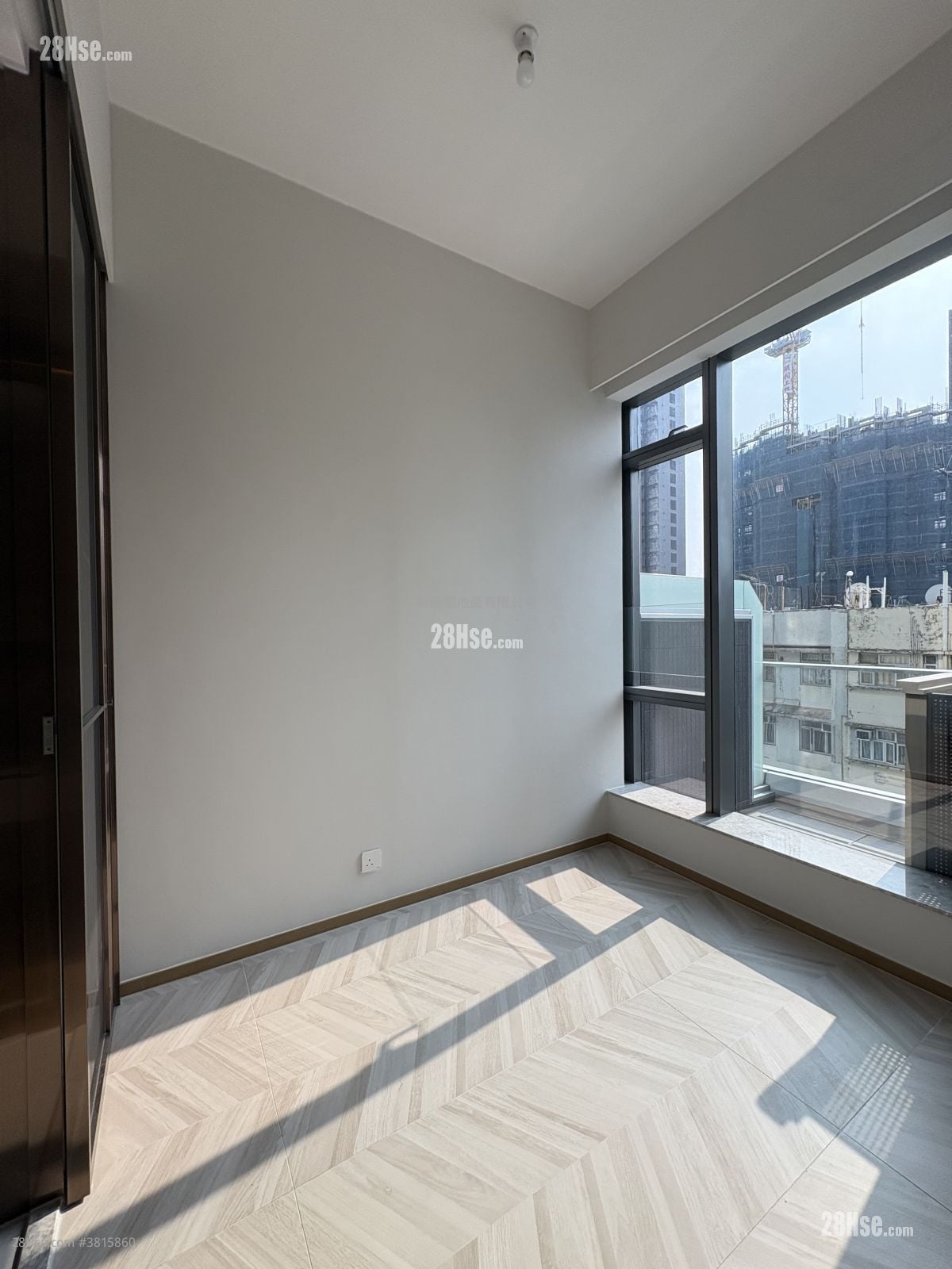 南首 租盤 1 房 , 1 浴室 225 平方呎