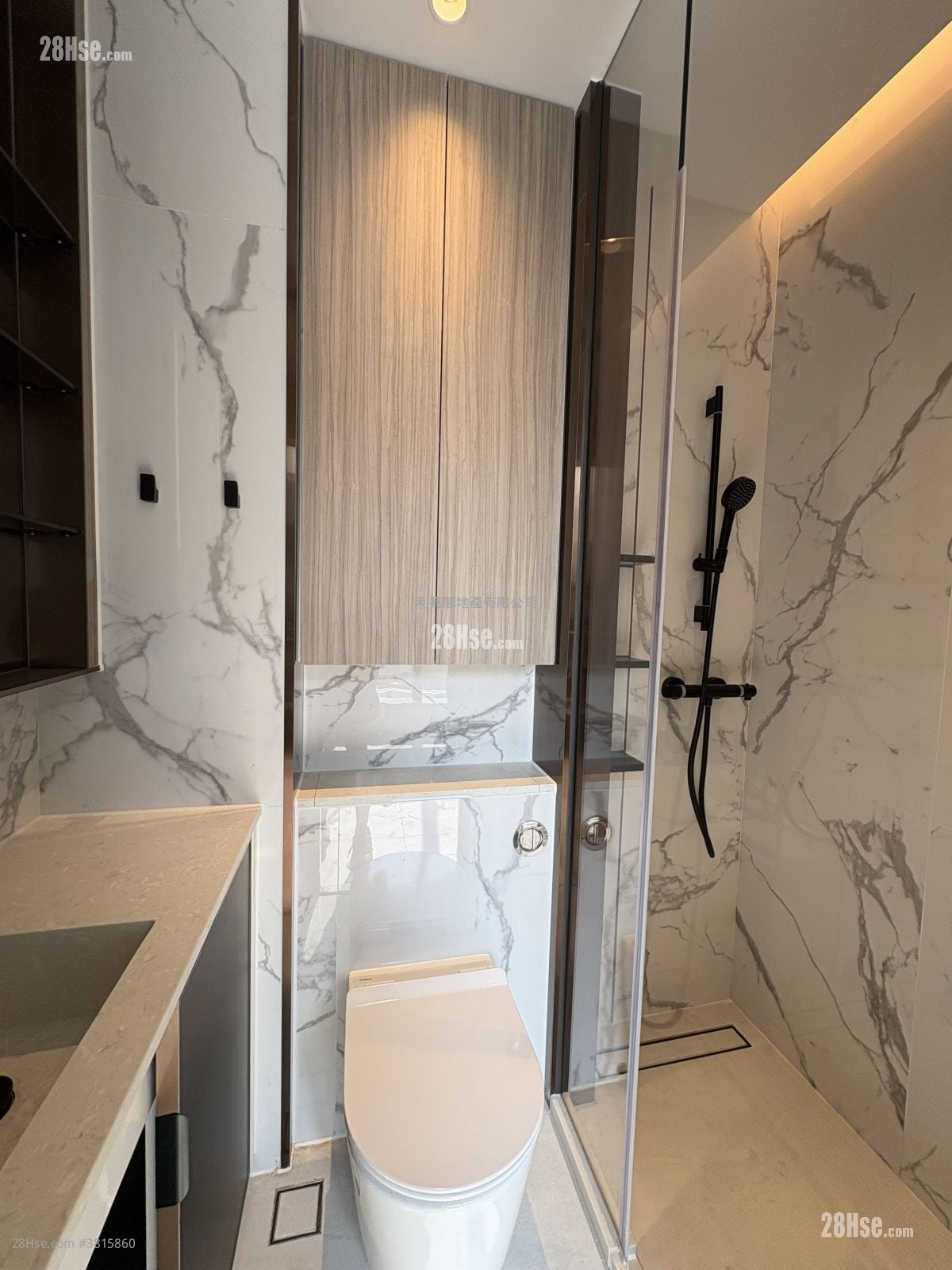 南首 租盤 1 房 , 1 浴室 225 平方呎