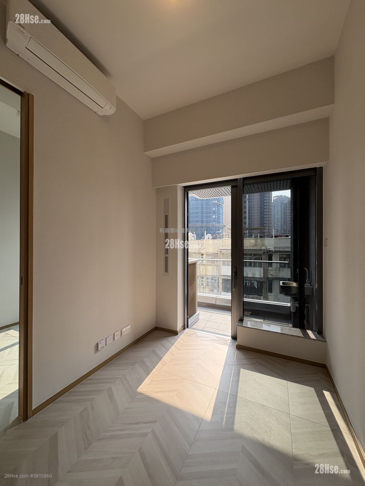 南首 租盤 1 房 , 1 浴室 225 平方呎