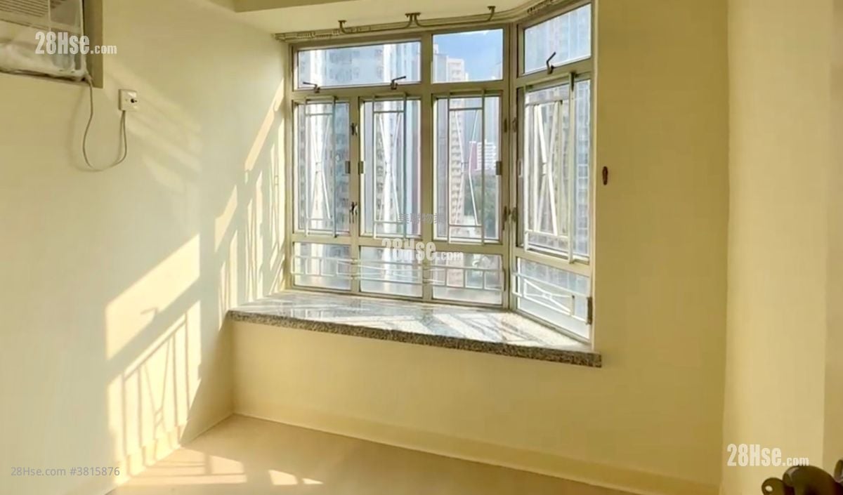 Ma On Shan Centre Sell 2 Bedrooms , 1 Bathroom 375 ft²