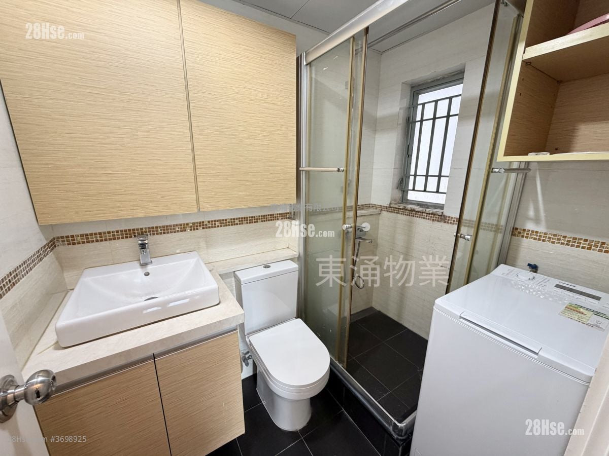 Coastal Skyline Rental 2 Bedrooms , 1 Bathroom 490 ft²