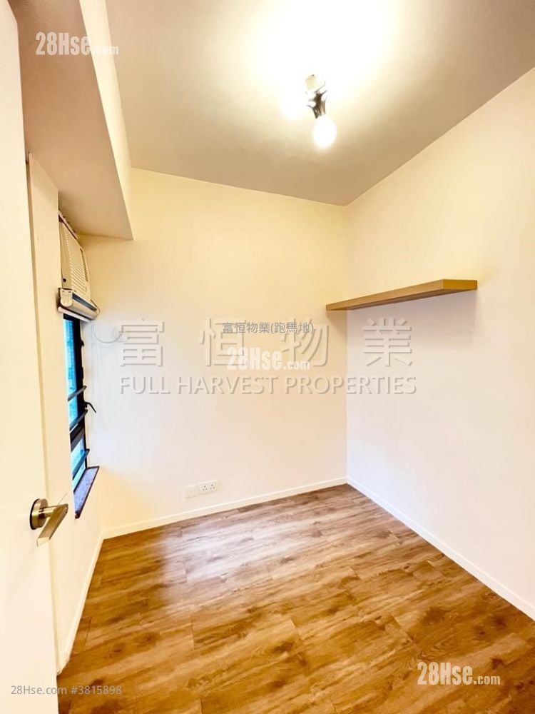 The Valley View Rental 2 Bedrooms , 1 Bathroom 426 ft²