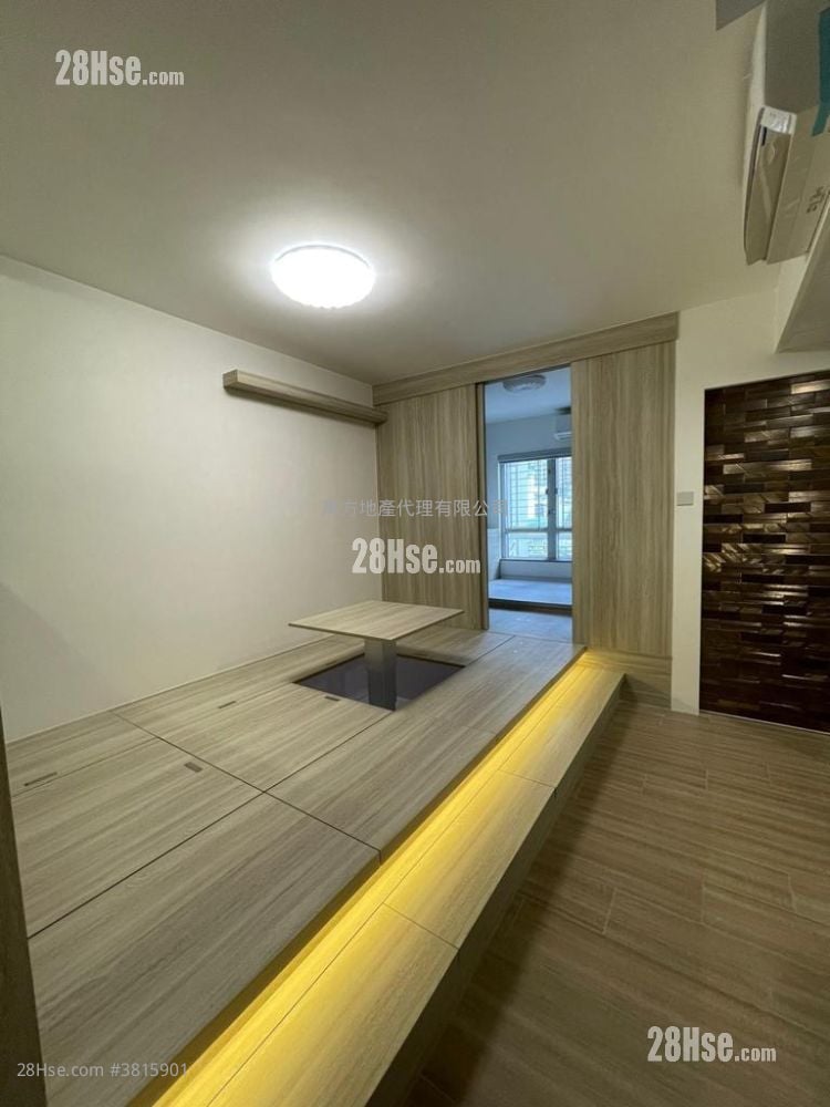 旭禾苑 售盤 2 房 , 1 浴室 377 平方呎