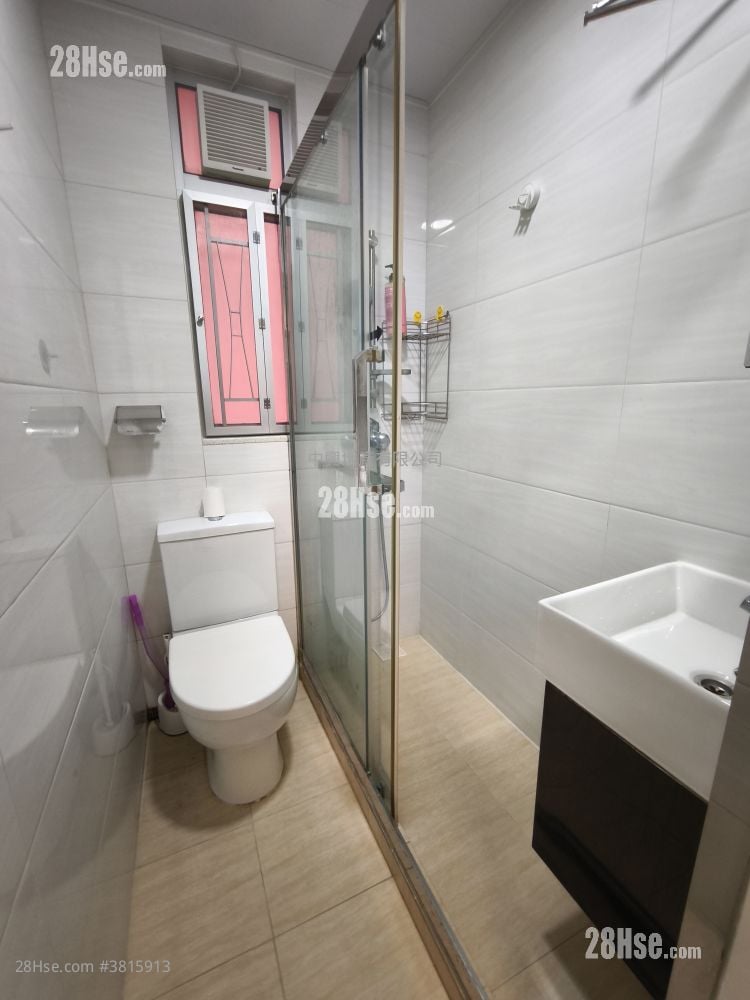 Parkes Mansion Rental 2 Bedrooms , 1 Bathroom 348 ft²