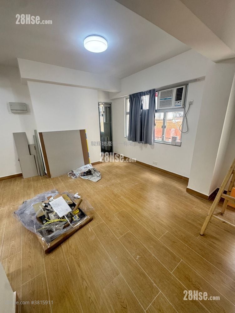 Kimlai Court Rental 2 Bedrooms , 1 Bathroom 445 ft²