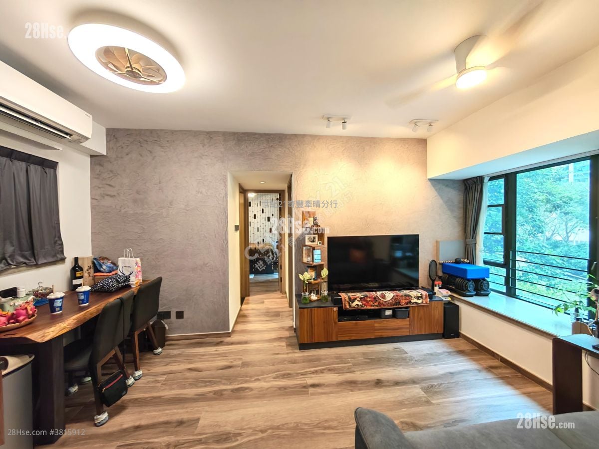 Dawning Views Sell 2 Bedrooms , 1 Bathroom 439 ft²