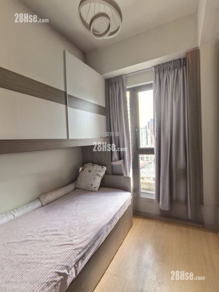 Sol City Rental 2 Bathrooms 749 ft²