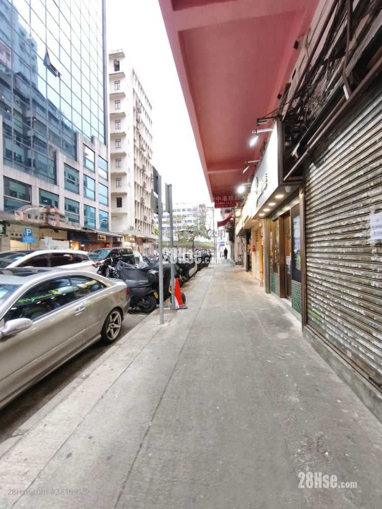 Parkes Mansion Rental 2 Bedrooms , 1 Bathroom 348 ft²