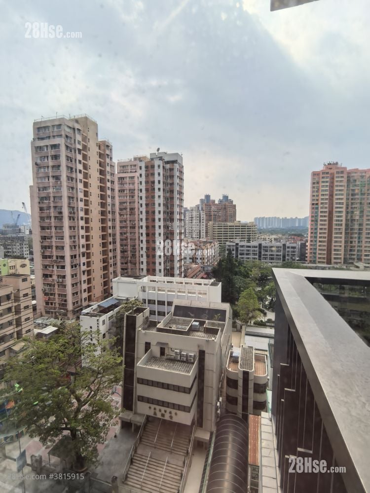 Sol City Rental 2 Bathrooms 749 ft²