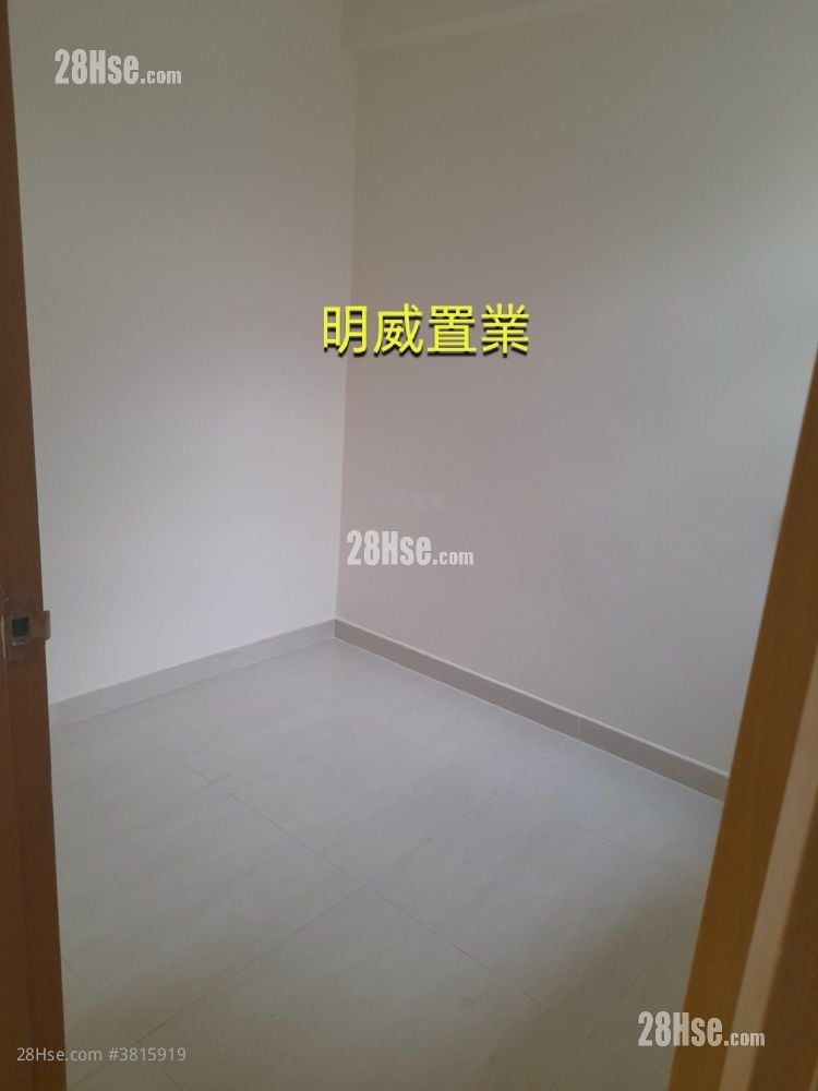 艺兴大厦 售盘 3 房 525 平方尺