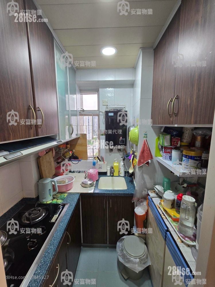 八号花园 售盘 2 房 , 1 浴室 431 平方尺