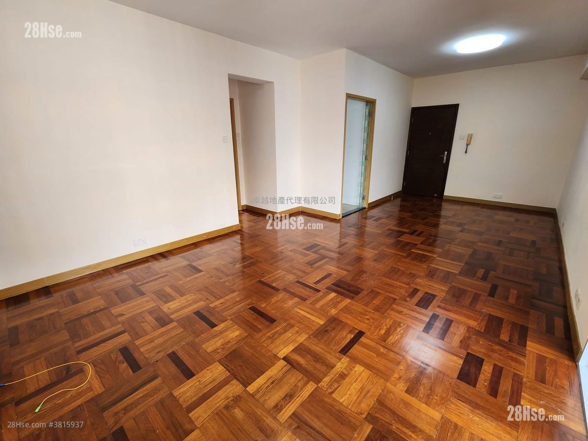 金龙大厦 租盘 3 房 , 2 浴室 1,143 平方尺