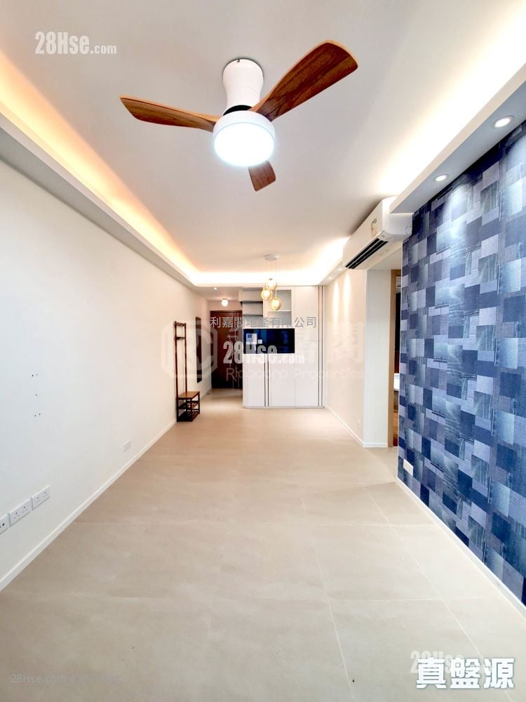 维景湾畔 售盘 2 房 , 1 浴室 516 平方尺