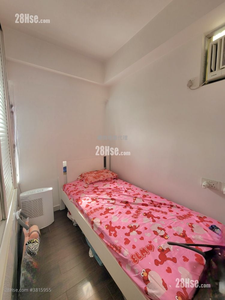 Springfield Garden Sell 2 Bedrooms , 1 Bathroom 321 ft²