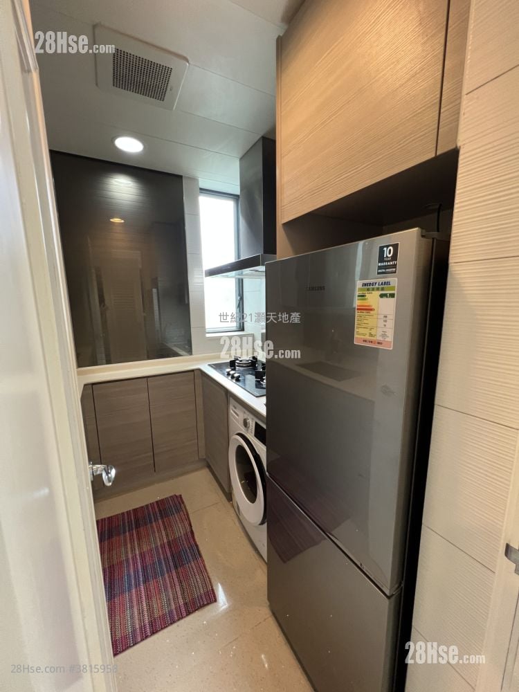 Mont Vert Sell 3 Bedrooms , 3 Bathrooms 750 ft²