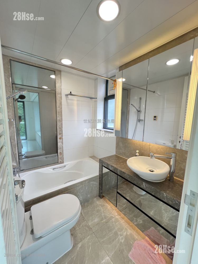 Mont Vert Sell 3 Bedrooms , 3 Bathrooms 750 ft²