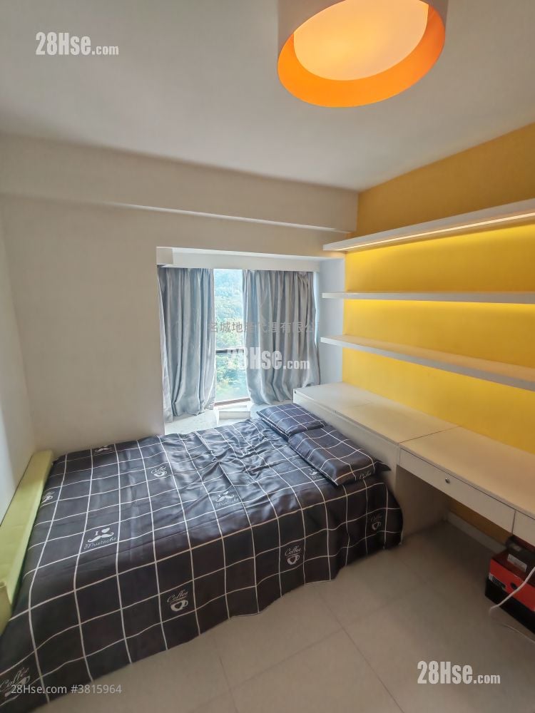 Parc Royale Sell 4 Bedrooms , 2 Bathrooms 1,241 ft²